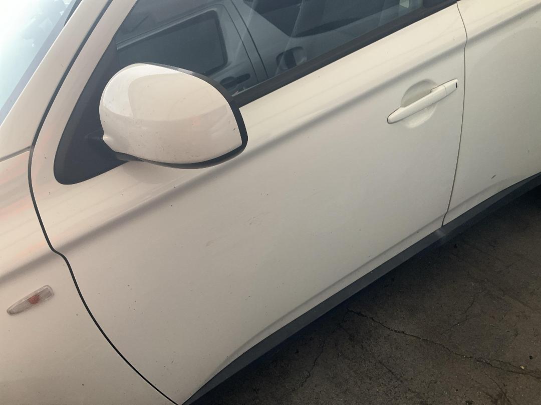 Photo '7' of Mitsubishi Outlander LS