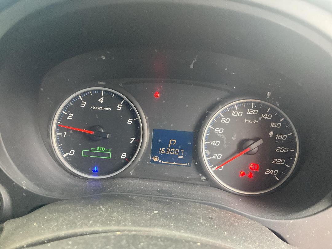 Photo '16' of Mitsubishi Outlander LS