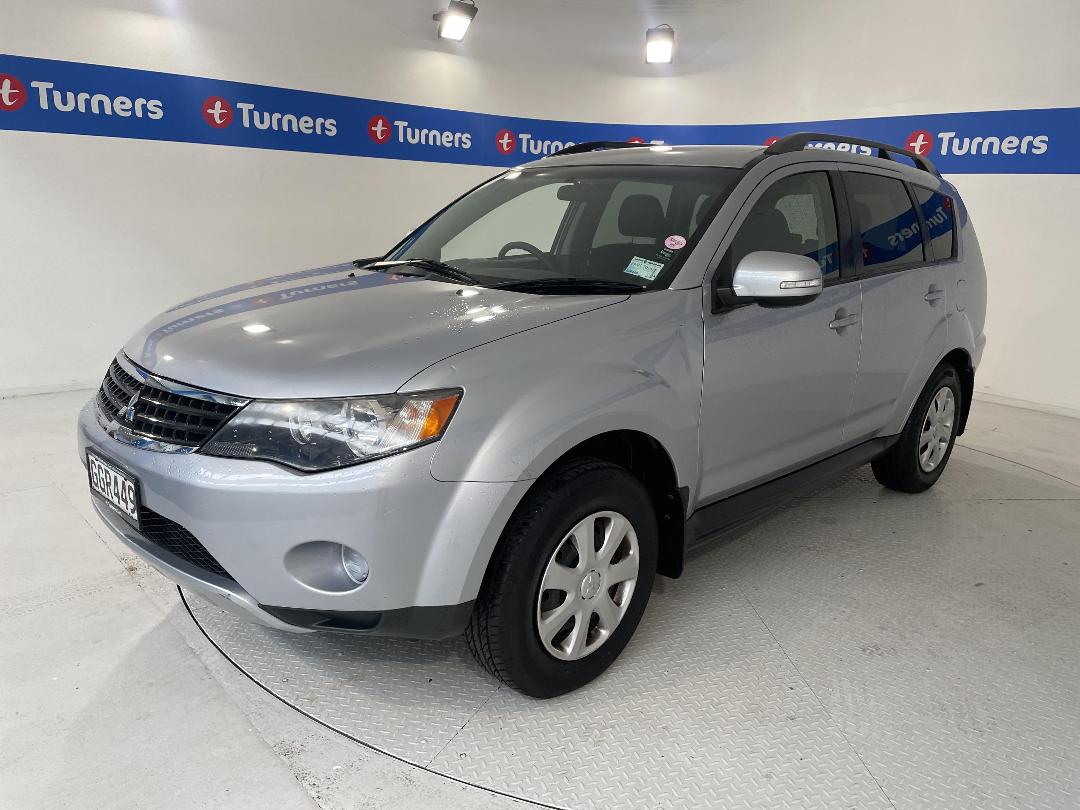 Photo '4' of Mitsubishi Outlander