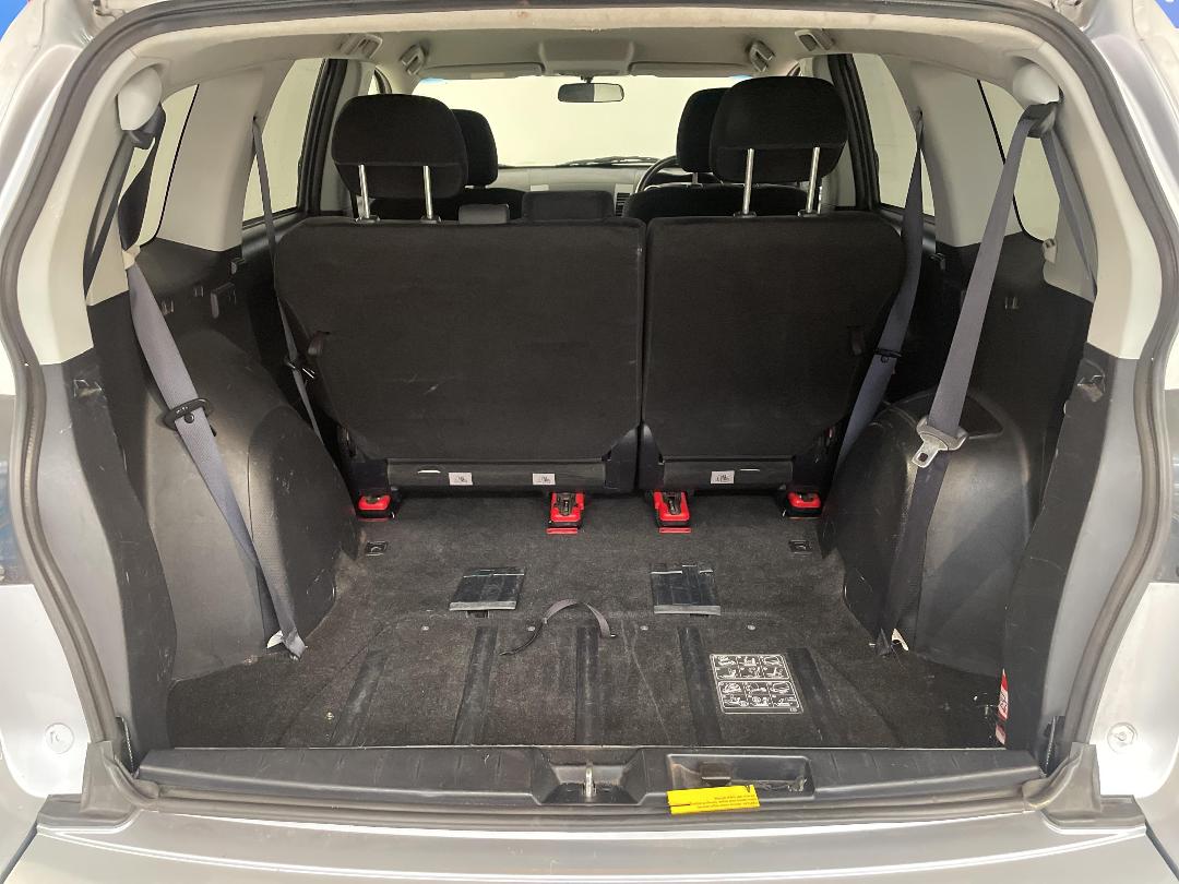 Photo '14' of Mitsubishi Outlander