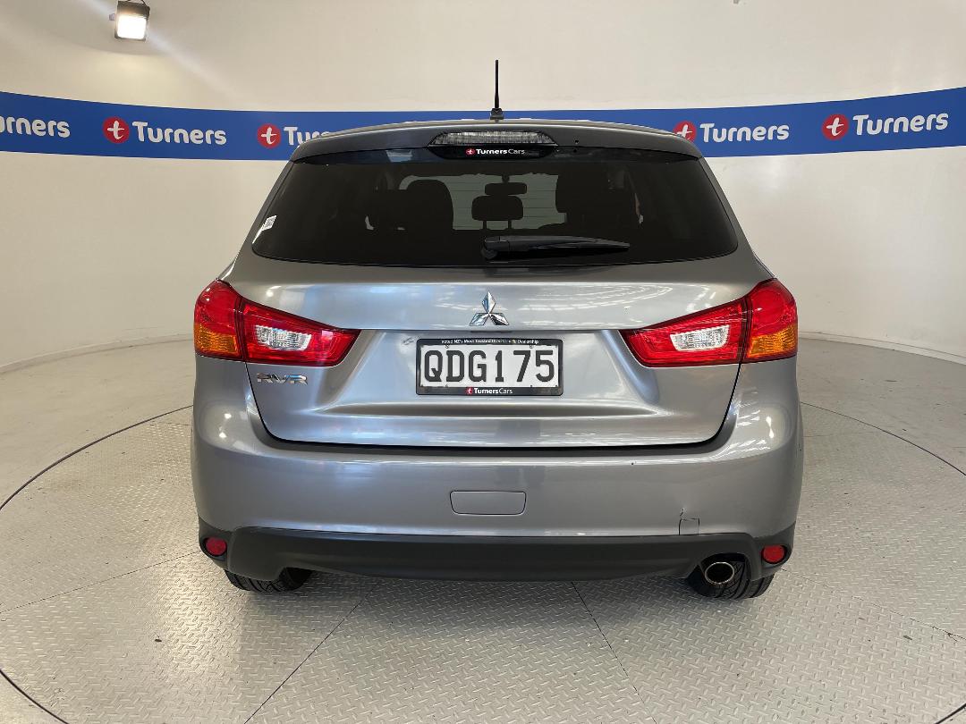 Photo '6' of Mitsubishi RVR