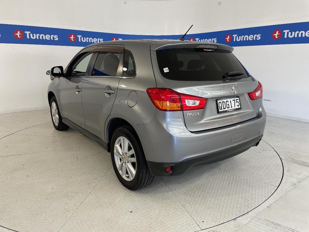 Photo '5' of Mitsubishi RVR