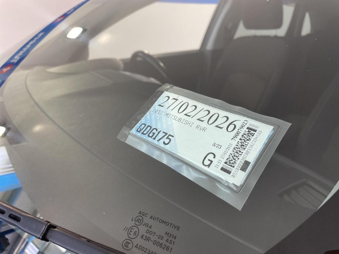 Photo '28' of Mitsubishi RVR