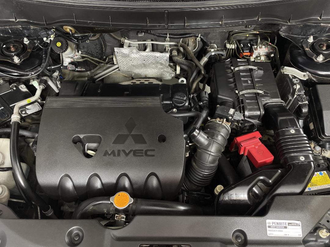 Photo '13' of Mitsubishi RVR Photo '13' of Mitsubishi RVR