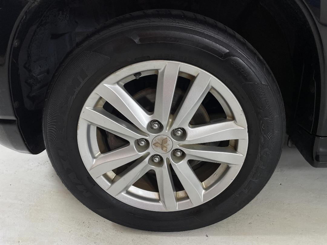 Photo '10' of Mitsubishi RVR Photo '10' of Mitsubishi RVR