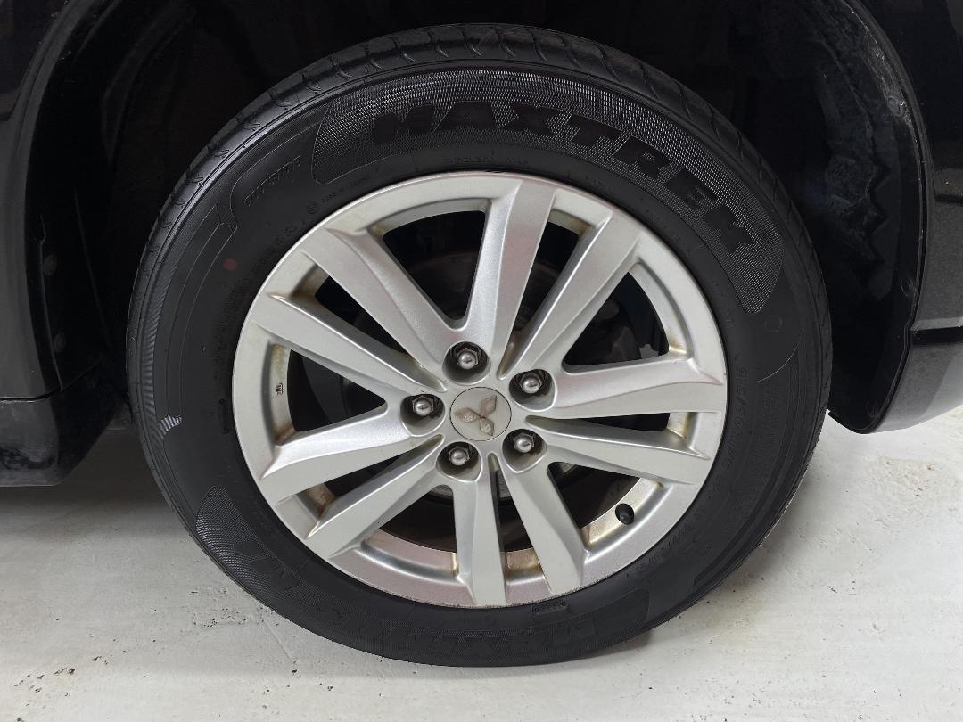 Photo '9' of Mitsubishi RVR Photo '9' of Mitsubishi RVR