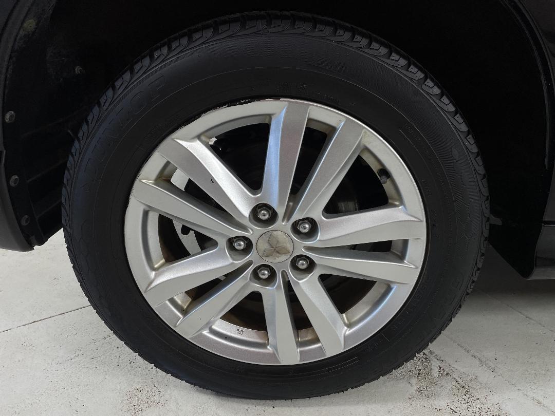 Photo '12' of Mitsubishi RVR Photo '12' of Mitsubishi RVR