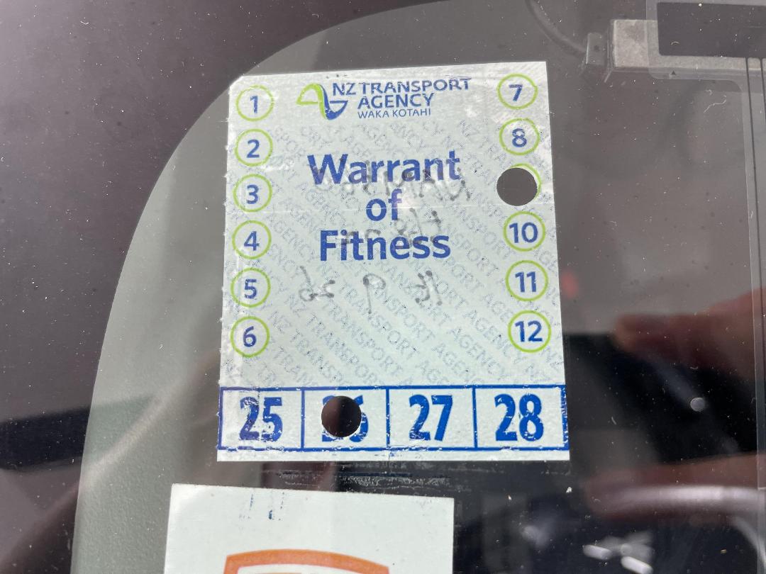 Photo '23' of Mitsubishi RVR Photo '23' of Mitsubishi RVR