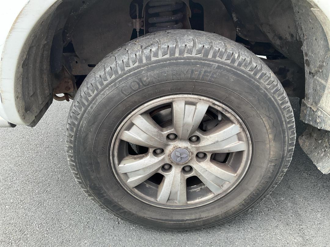 Photo '11' of Mitsubishi Triton D/CAB GLX