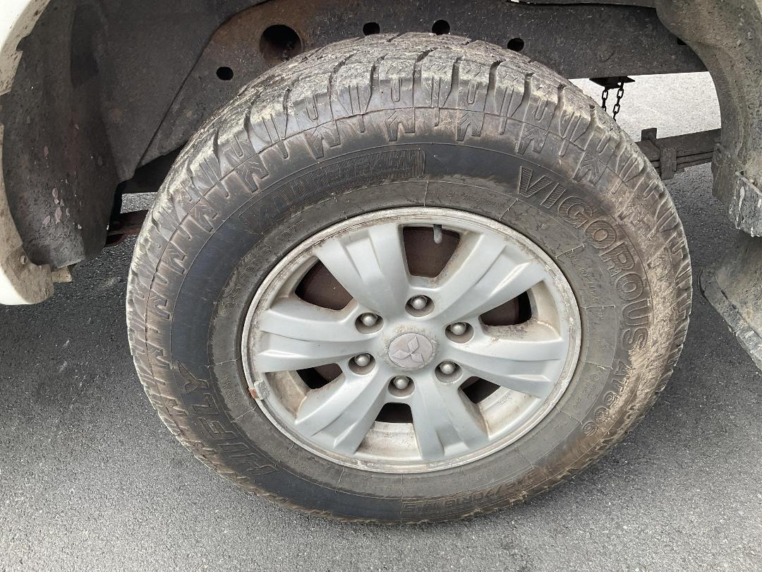 Photo '12' of Mitsubishi Triton D/CAB GLX