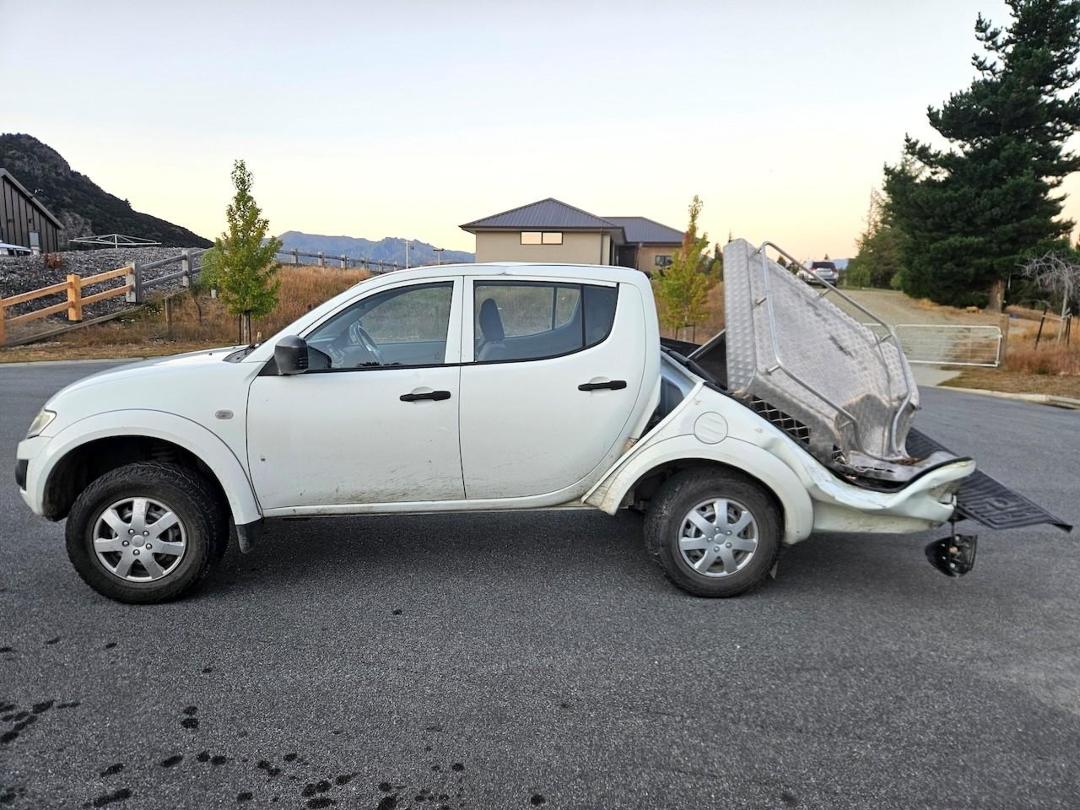 Photo '4' of Mitsubishi Triton D/CAB GL Photo '4' of Mitsubishi Triton D/CAB GL