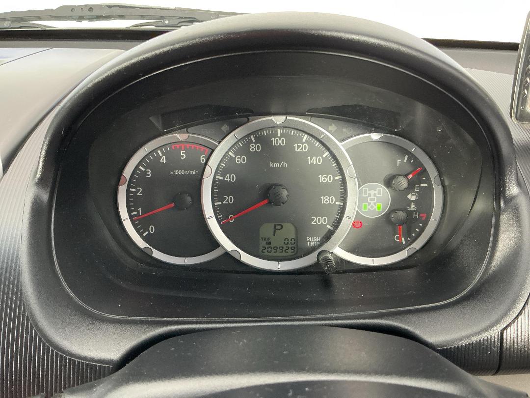 Photo '21' of Mitsubishi Triton