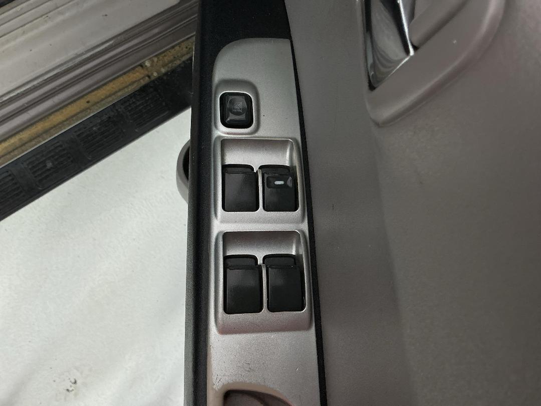 Photo '23' of Mitsubishi Triton