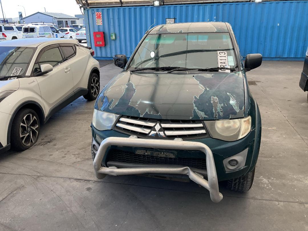 Photo '6' of Mitsubishi Triton D/CAB GLX