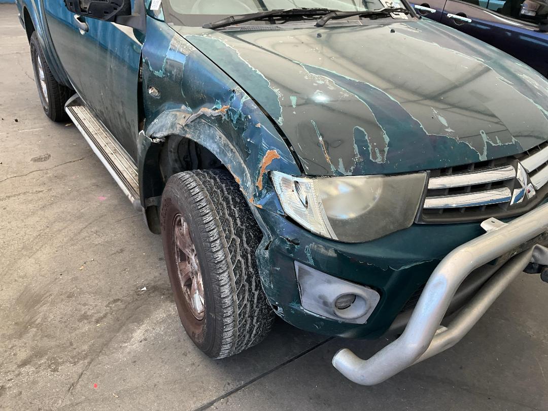 Photo '5' of Mitsubishi Triton D/CAB GLX