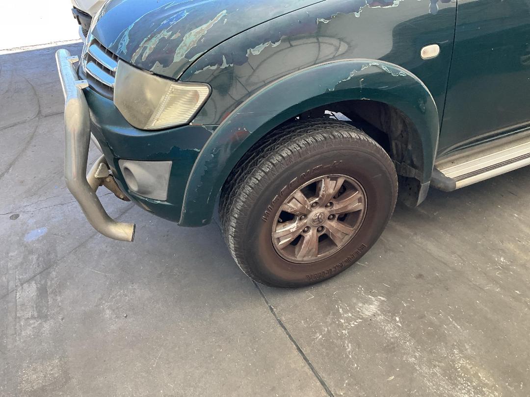 Photo '8' of Mitsubishi Triton D/CAB GLX