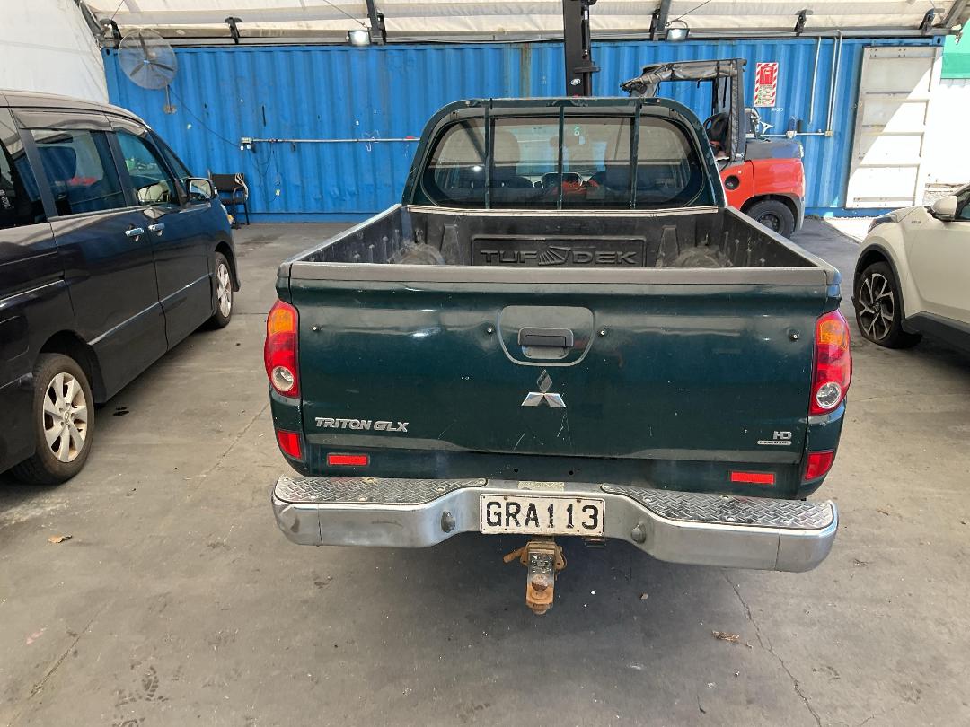 Photo '13' of Mitsubishi Triton D/CAB GLX