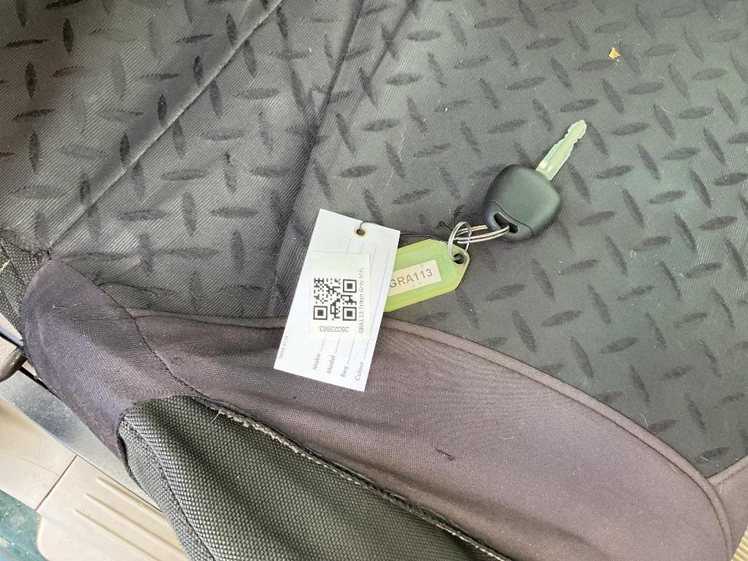 Photo '20' of Mitsubishi Triton D/CAB GLX