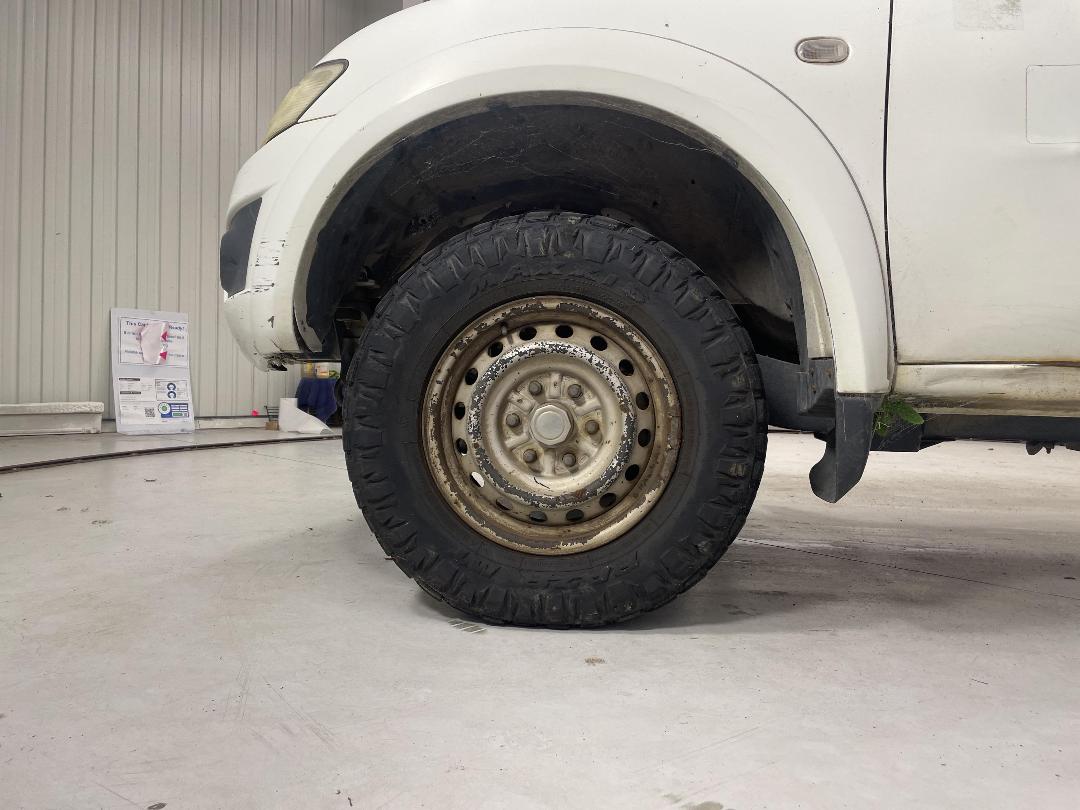 Photo '8' of Mitsubishi Triton D/CAB GL Photo '8' of Mitsubishi Triton D/CAB GL