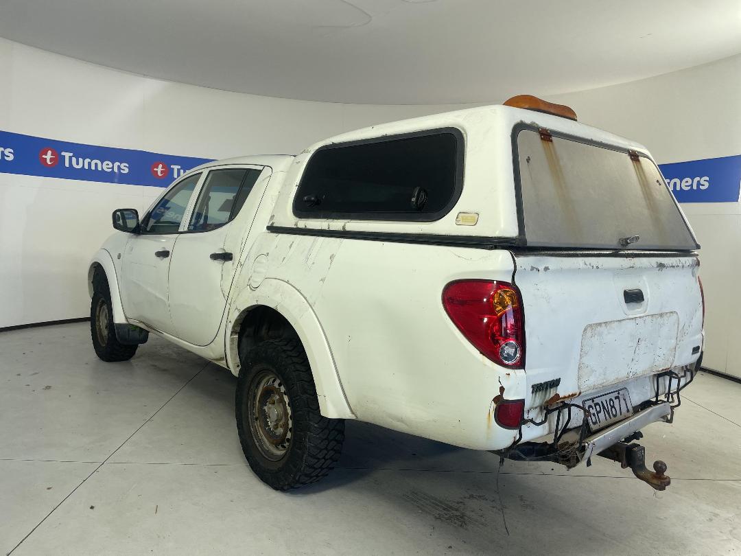 Photo '4' of Mitsubishi Triton D/CAB GL Photo '4' of Mitsubishi Triton D/CAB GL