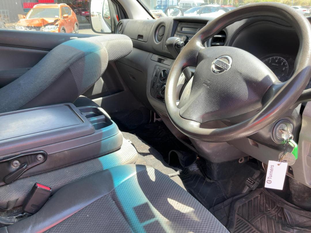 Photo '9' of Nissan Caravan NV 350 Photo '9' of Nissan Caravan NV 350