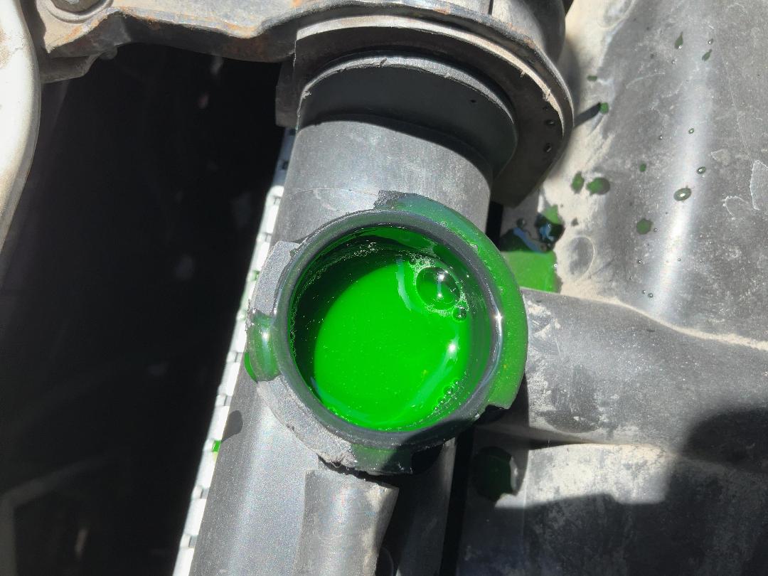 Photo '13' of Nissan Caravan NV 350 Photo '13' of Nissan Caravan NV 350