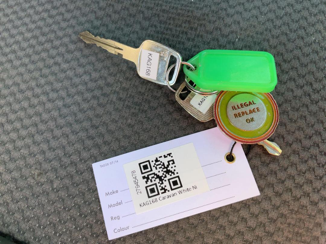 Photo '17' of Nissan Caravan NV 350 Photo '17' of Nissan Caravan NV 350