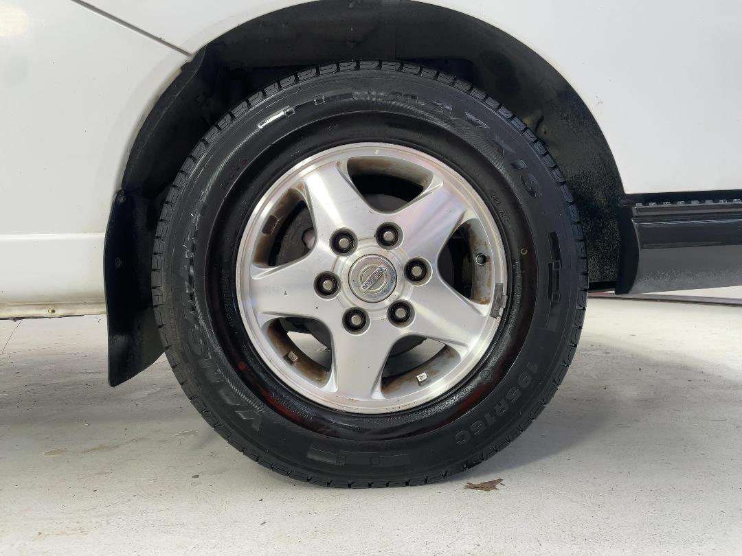 Photo '9' of Nissan Caravan