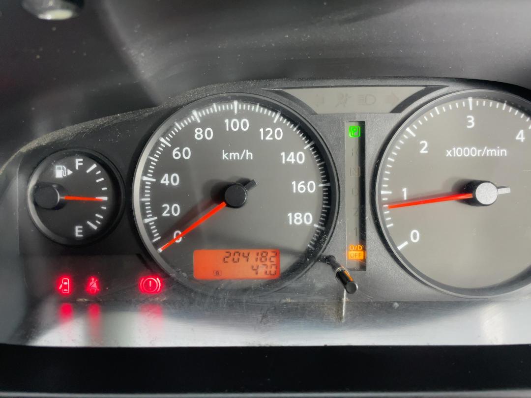 Photo '21' of Nissan Caravan