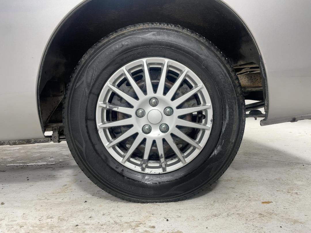 Photo '11' of Nissan Caravan