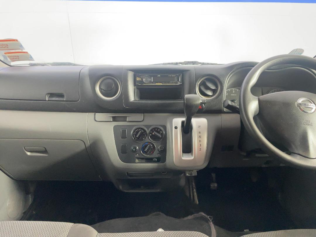 Photo '17' of Nissan Caravan