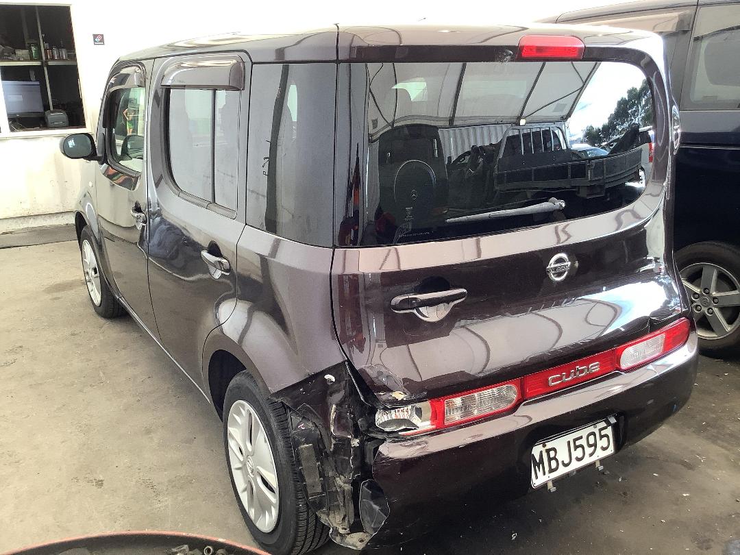 Photo '4' of Nissan Cube New shape