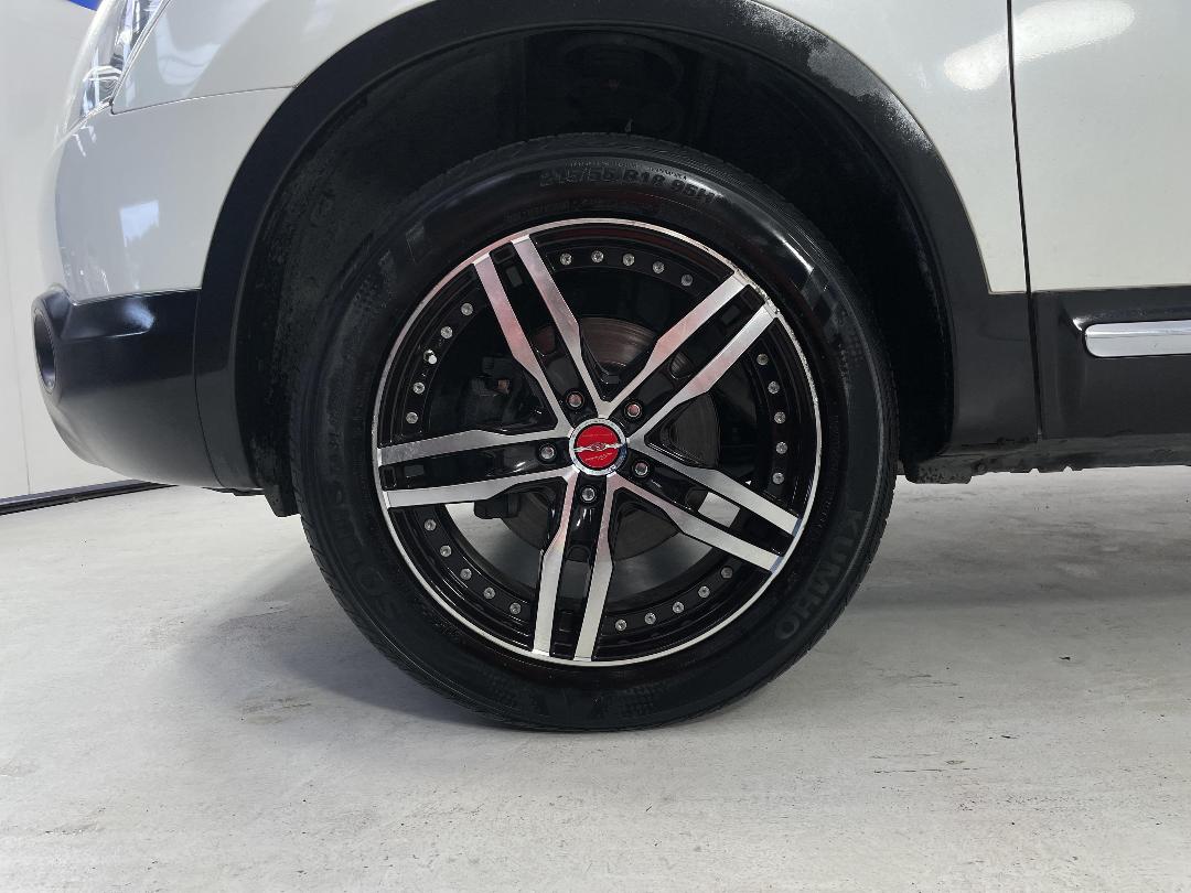 Photo '10' of Nissan Dualis