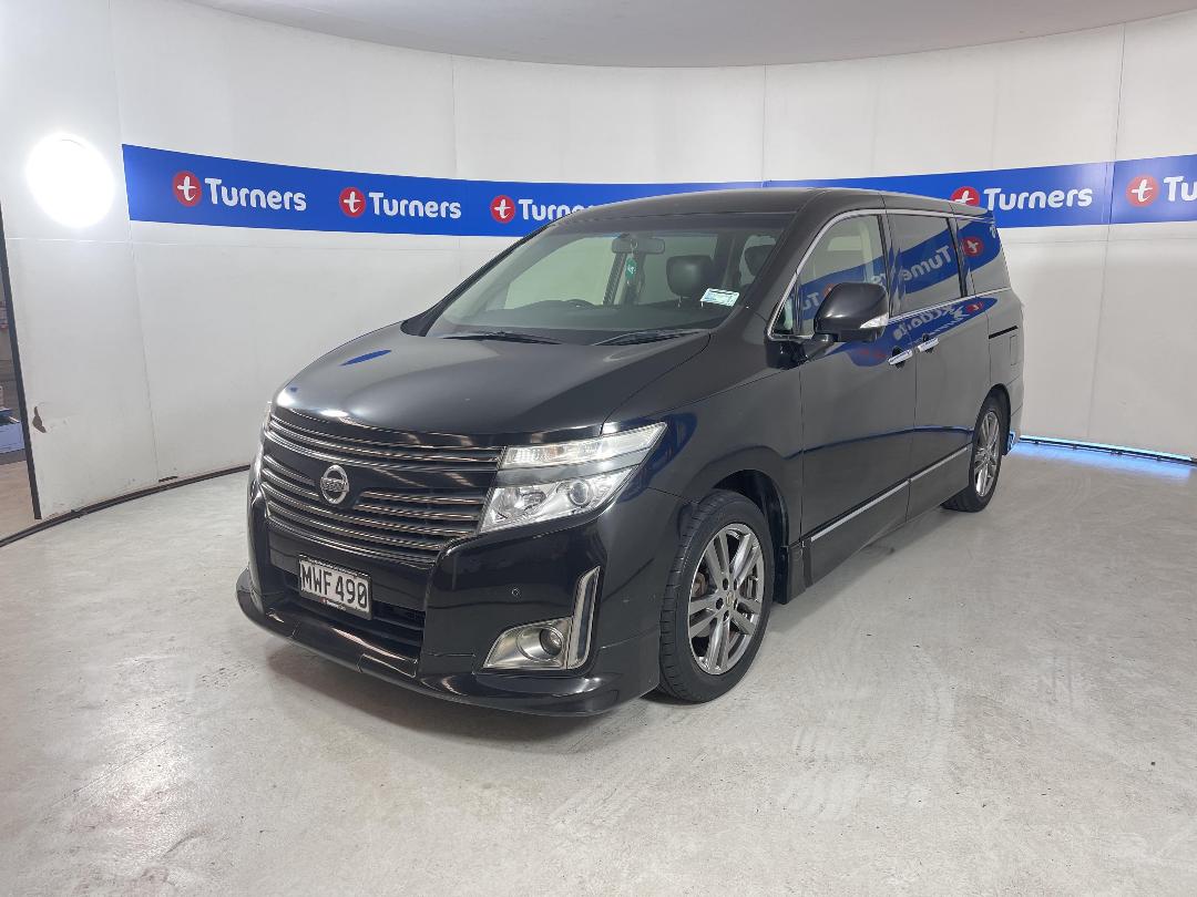 Photo '3' of Nissan Elgrand Photo '3' of Nissan Elgrand