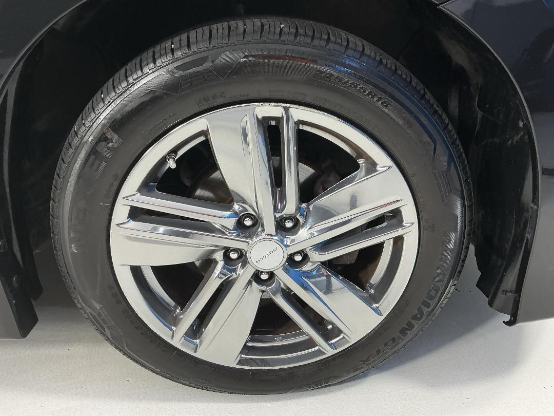 Photo '9' of Nissan Elgrand Photo '9' of Nissan Elgrand