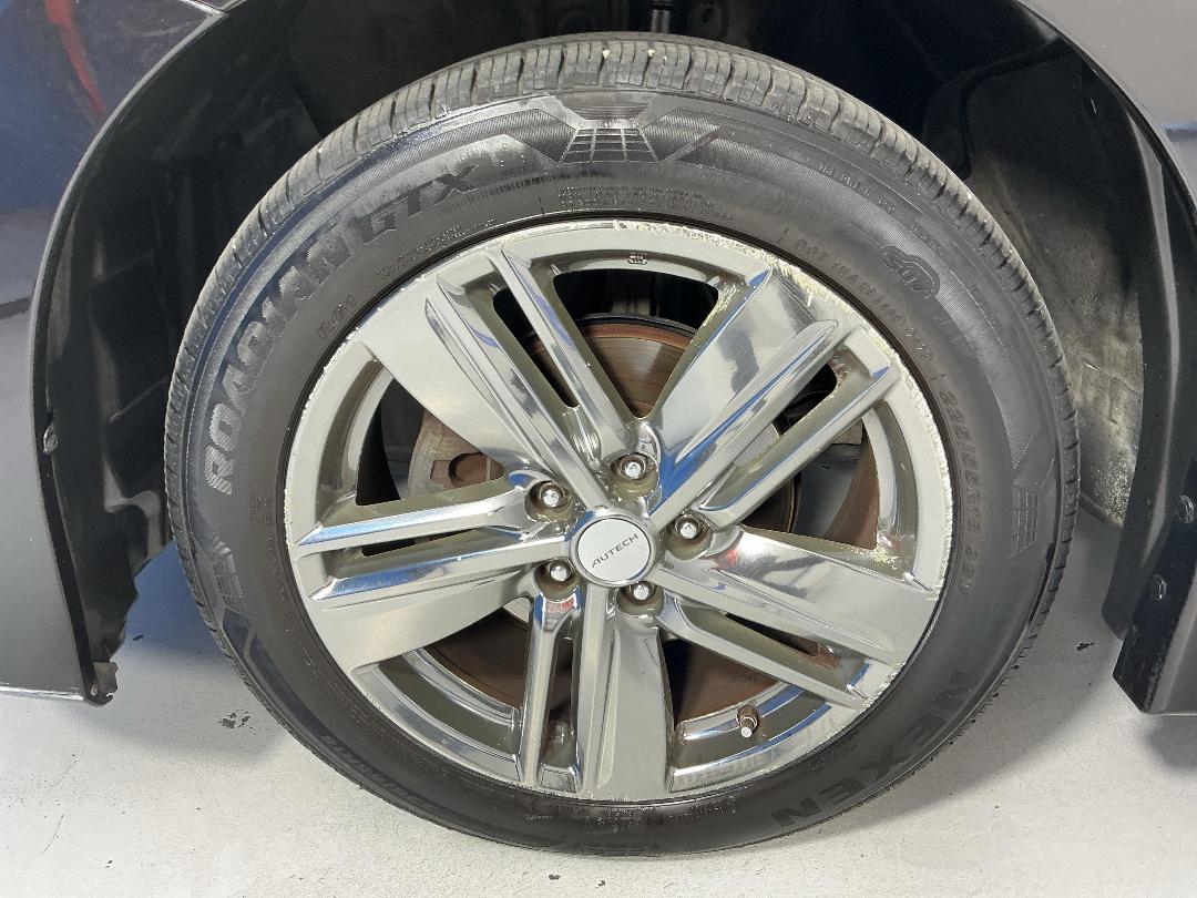 Photo '10' of Nissan Elgrand Photo '10' of Nissan Elgrand