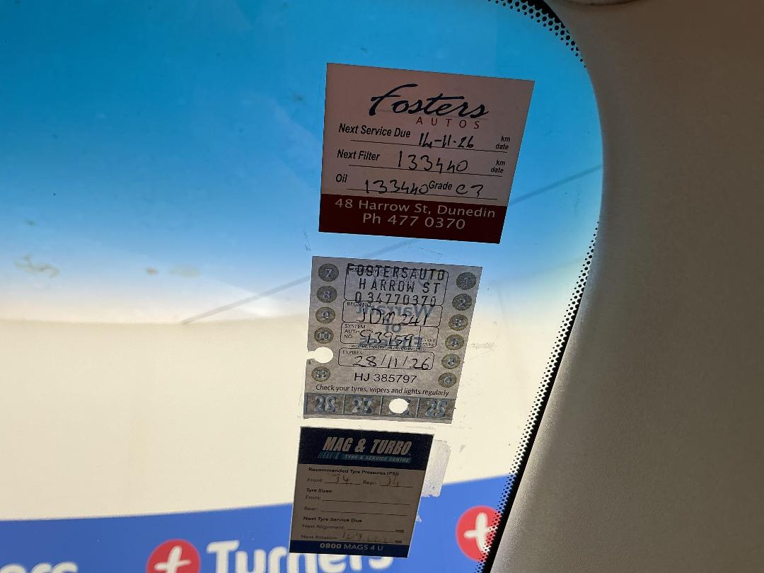 Photo '25' of Nissan Elgrand Photo '25' of Nissan Elgrand