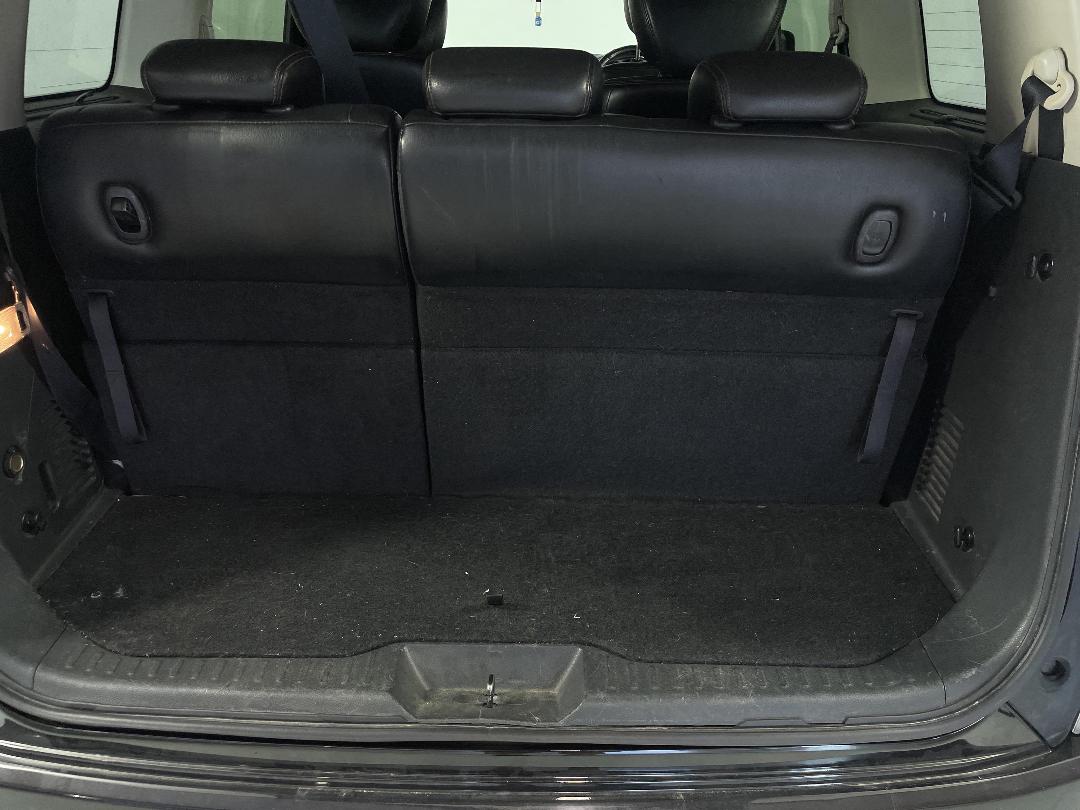 Photo '14' of Nissan Elgrand Photo '14' of Nissan Elgrand