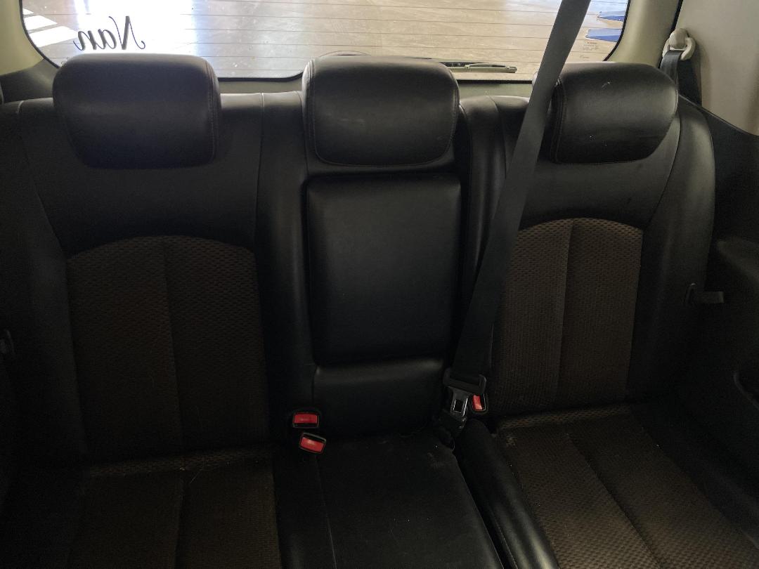 Photo '23' of Nissan Elgrand Photo '23' of Nissan Elgrand