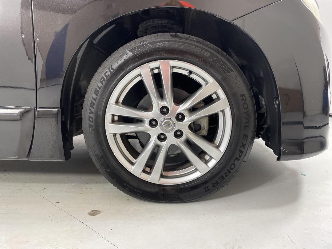 Photo '9' of Nissan Elgrand