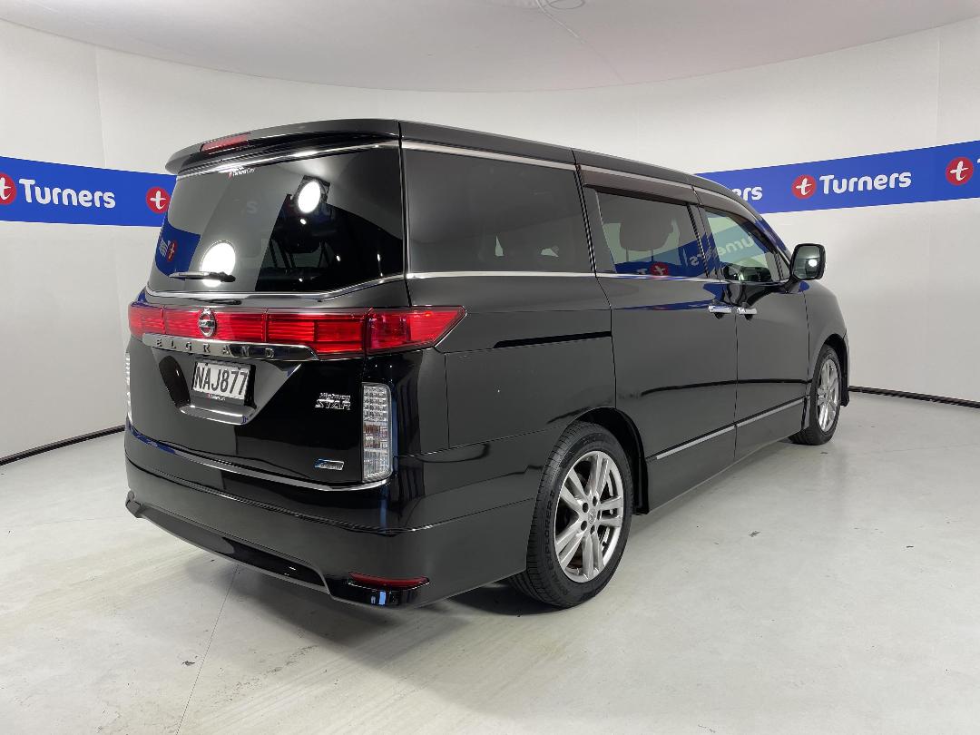 Photo '7' of Nissan Elgrand