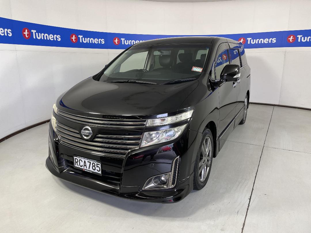 Photo '4' of Nissan Elgrand