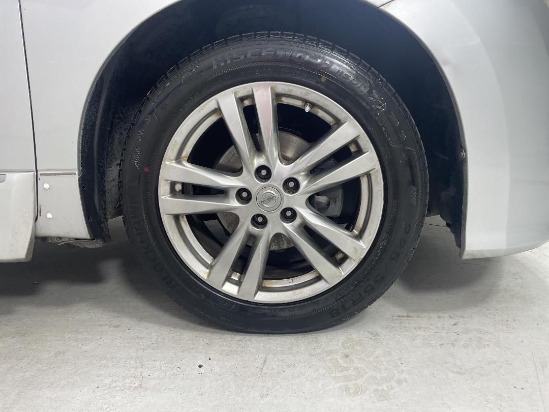 Photo '9' of Nissan Elgrand Photo '9' of Nissan Elgrand