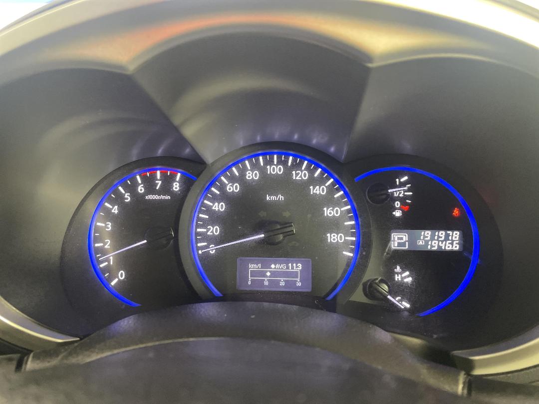 Photo '21' of Nissan Elgrand Photo '21' of Nissan Elgrand