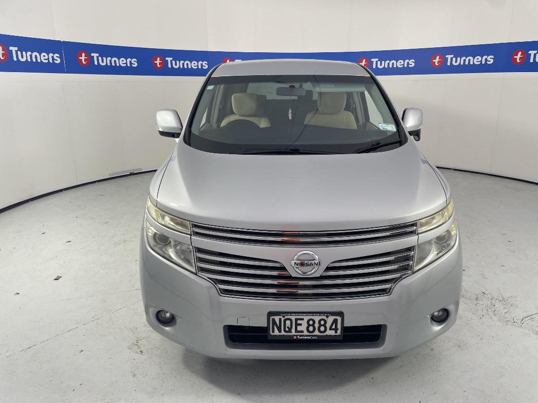 Photo '2' of Nissan Elgrand