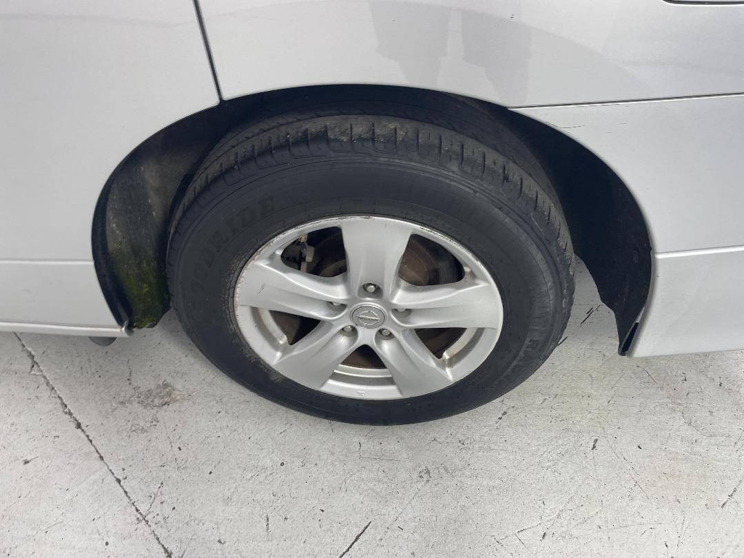 Photo '11' of Nissan Elgrand