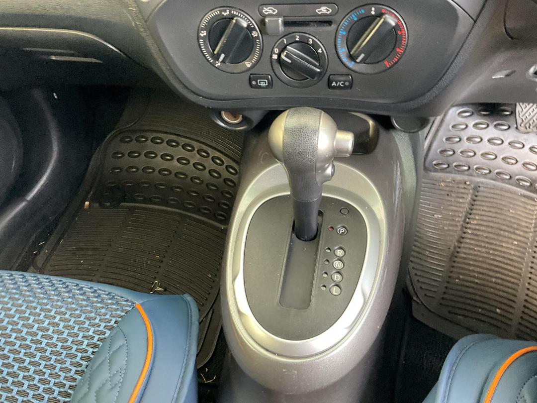 Photo '10' of Nissan Juke