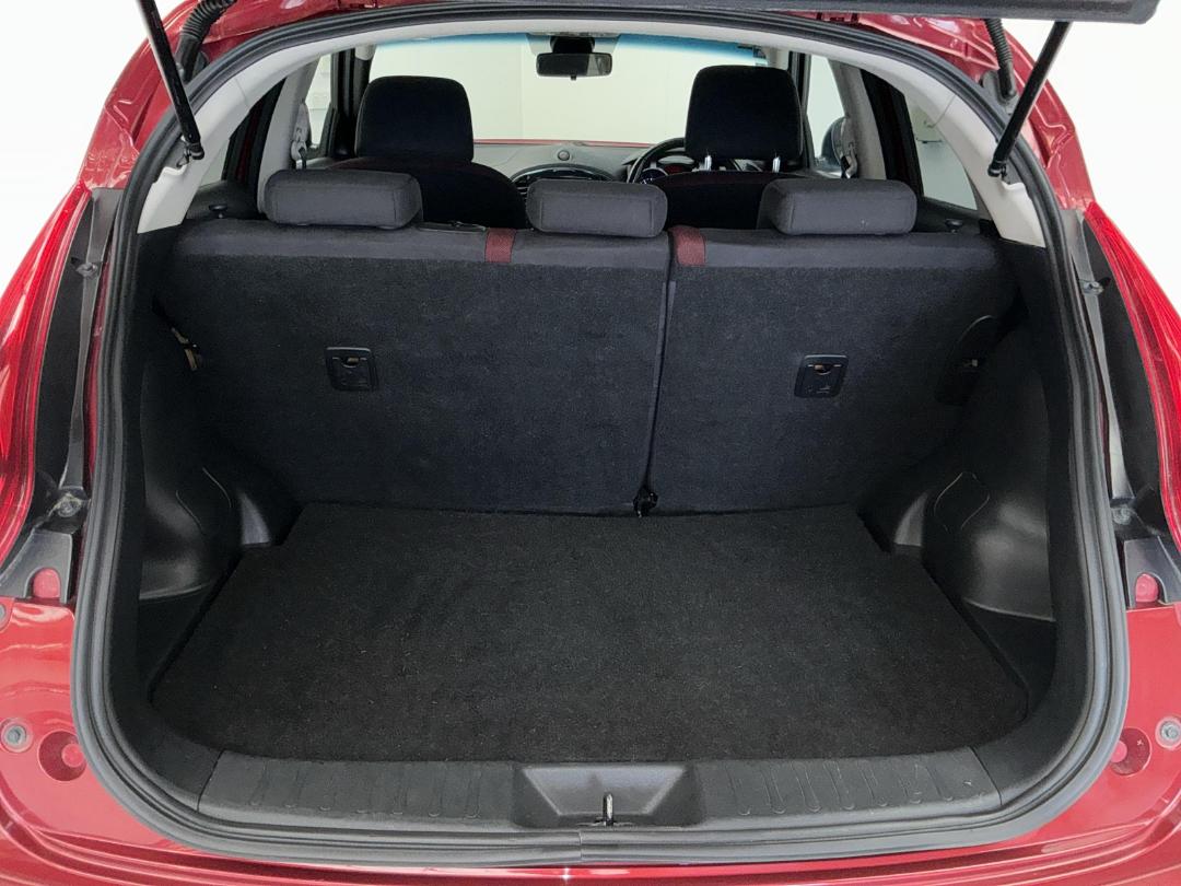 Photo '14' of Nissan Juke Photo '14' of Nissan Juke