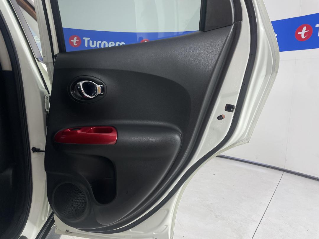 Photo '19' of Nissan Juke Photo '19' of Nissan Juke