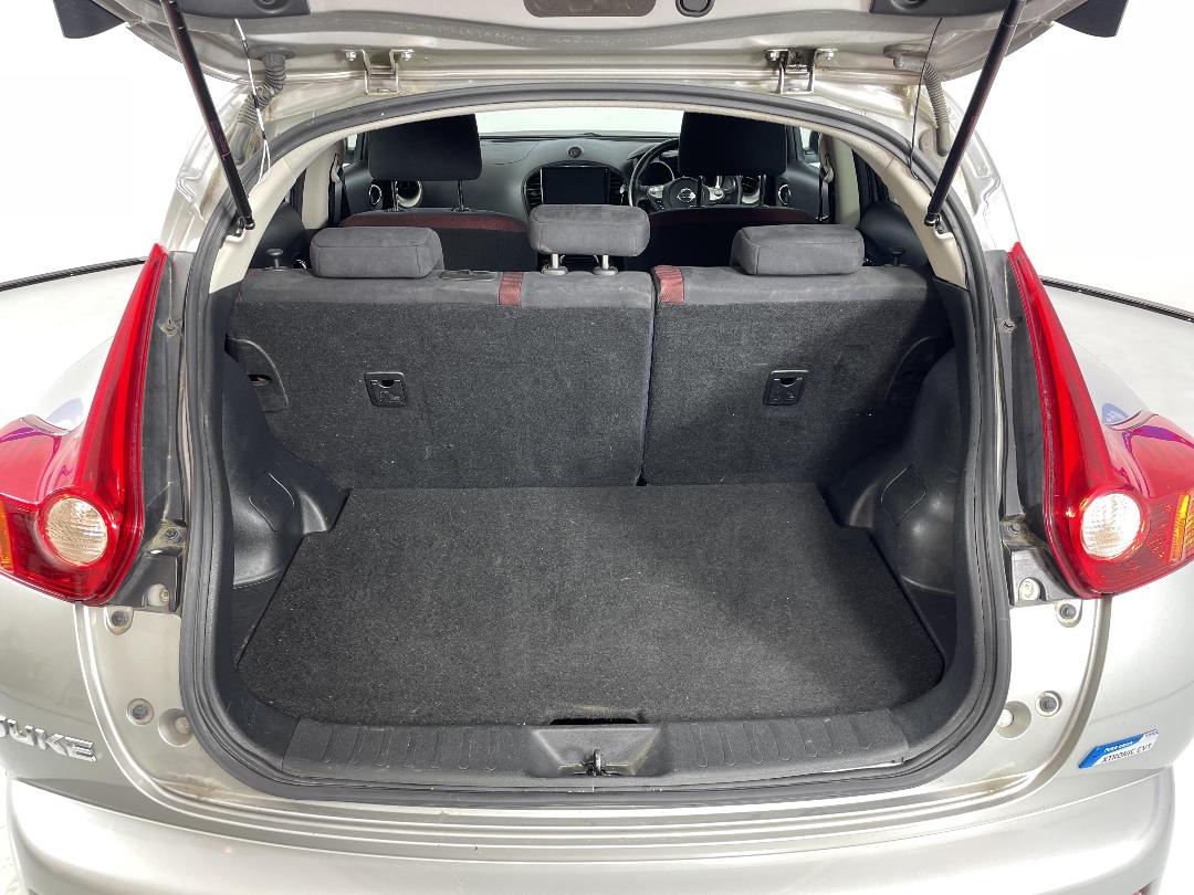 Photo '14' of Nissan Juke Photo '14' of Nissan Juke